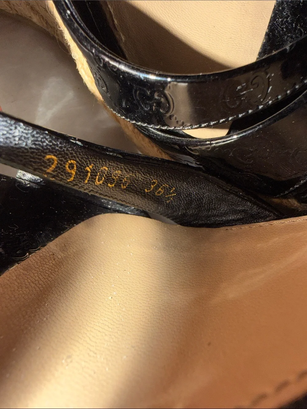 Gucci Black Patent Leather Wedge Espadrille Sandals with Jute Platform Size 36.5